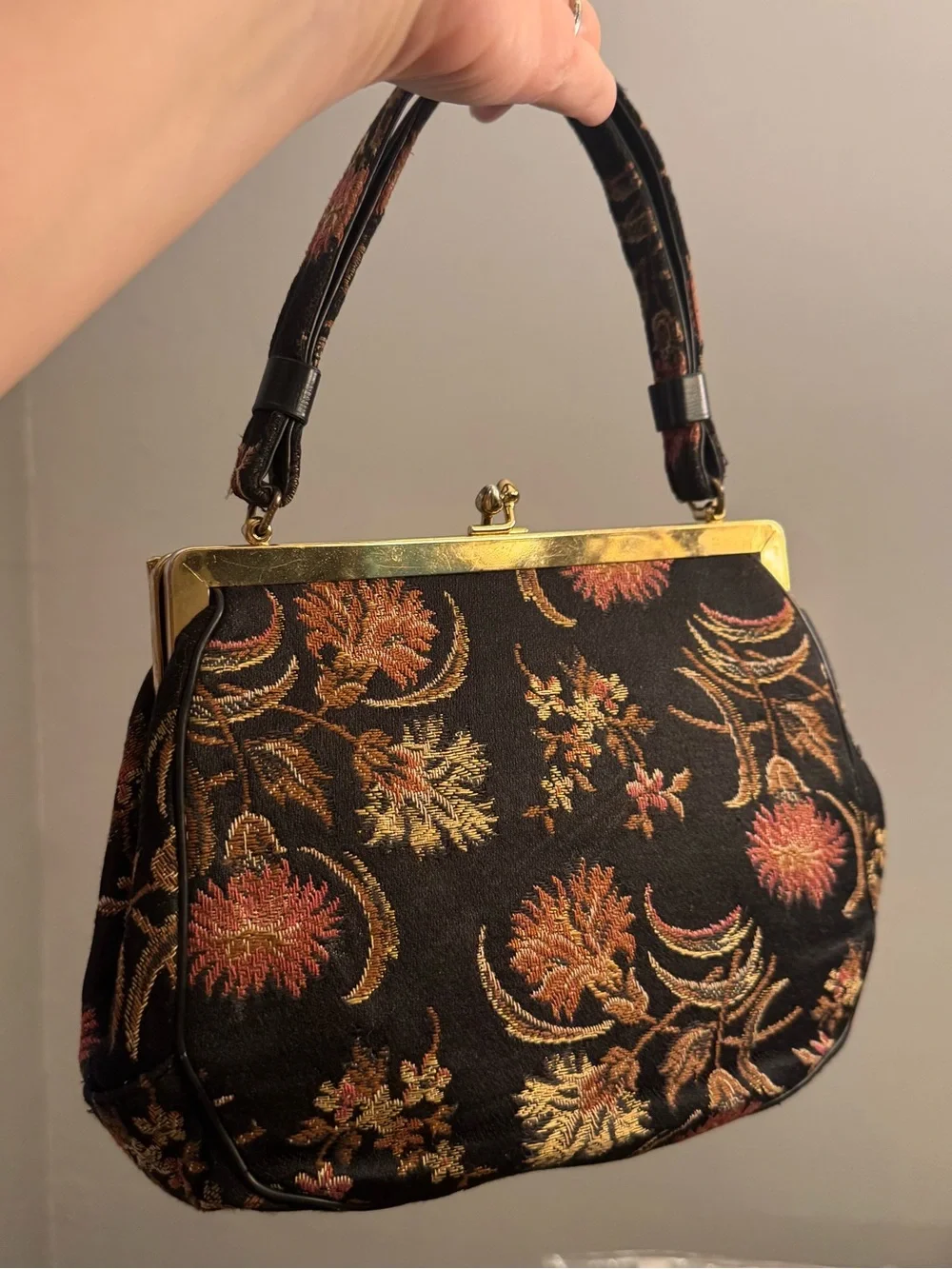 Vintage CARA Floral Elegant Handbag, 80s
